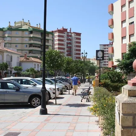 Playa Y Centrico 푸엔히롤라